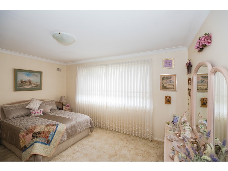 11 MacLeay Street, Greystanes NSW 2145