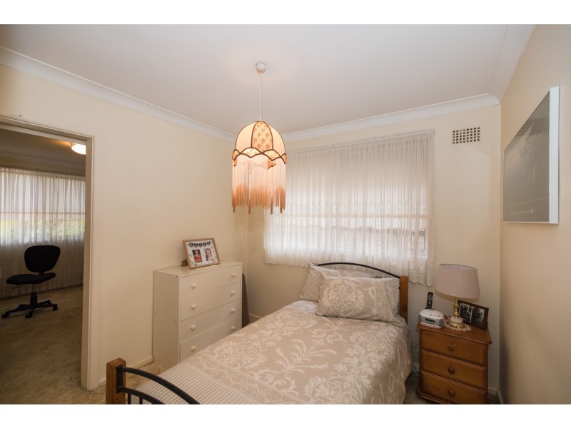 11 MacLeay Street, Greystanes NSW 2145