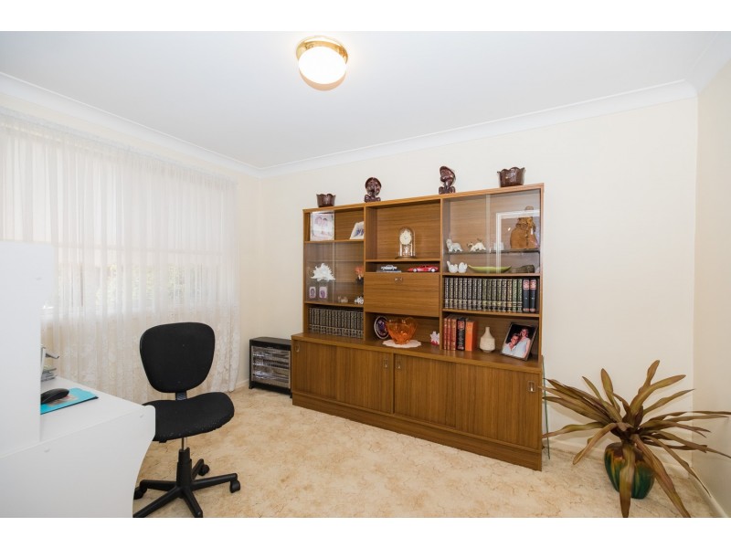 11 MacLeay Street, Greystanes NSW 2145