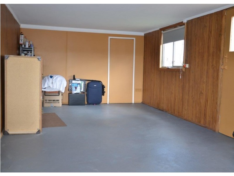 11 MacLeay Street, Greystanes NSW 2145