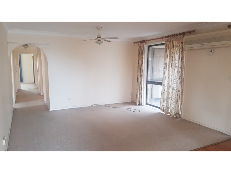 4 Bando Road, Girraween NSW 2145