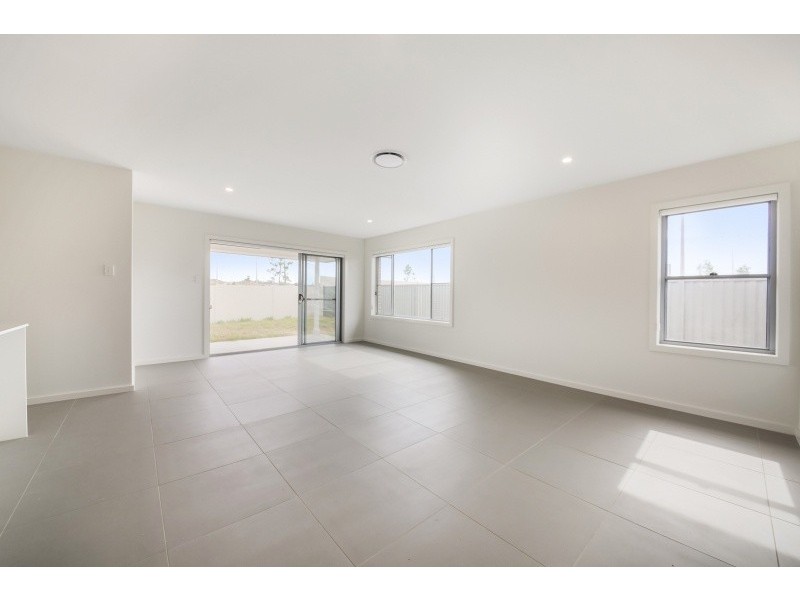 19 Goodluck Circuit, Cobbitty NSW 2570