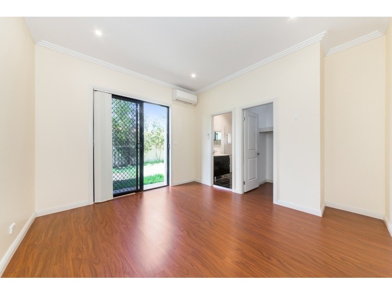 7A Reynolds St, Toongabbie NSW 2146