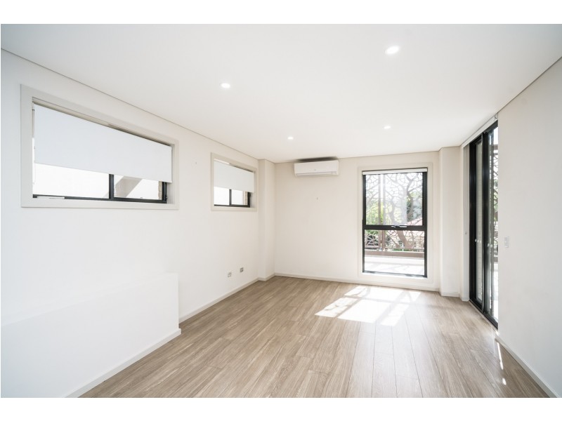 101/2-4 Garfield Street, Wentworthville NSW 2145