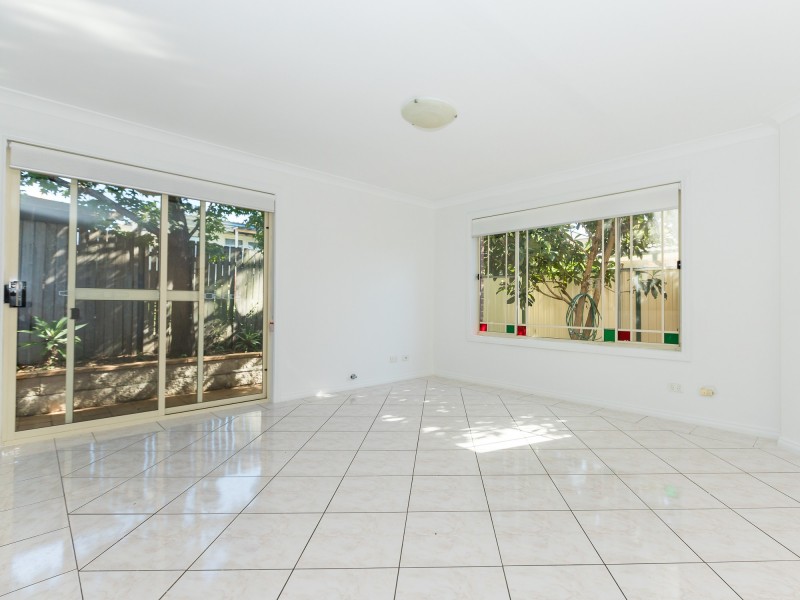 7/6 Binalong Road, Pendle Hill NSW 2145