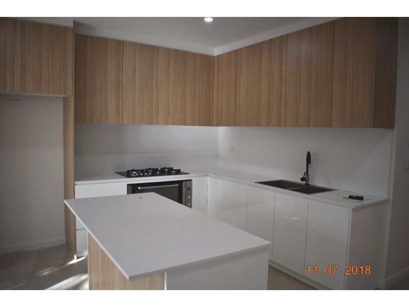 3/8 Carinya Road, Girraween NSW 2145