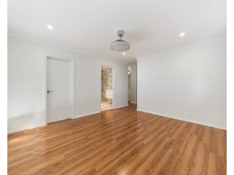 136a Smith Street, Pendle Hill NSW 2145