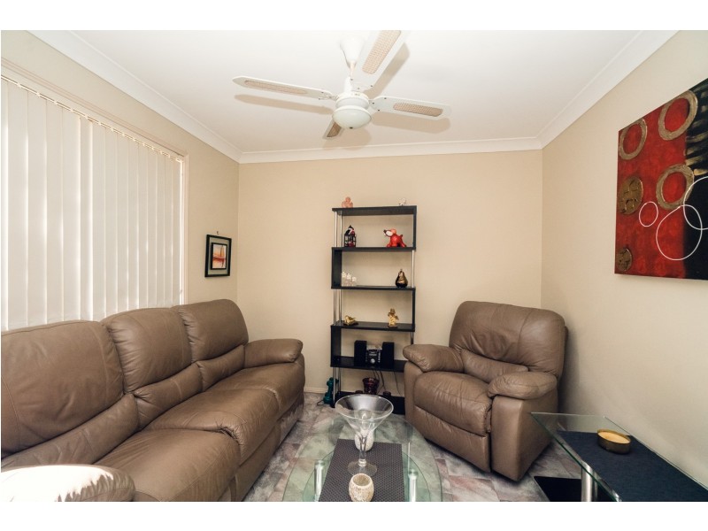 5 Wyena Road, Pendle Hill NSW 2145