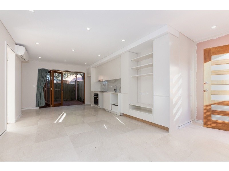 4 Austral Avenue, Westmead NSW 2145