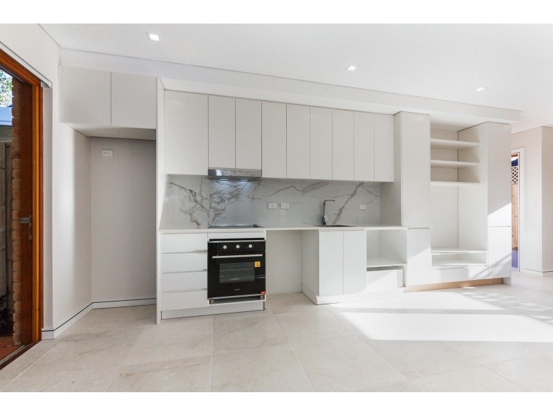 4 Austral Avenue, Westmead NSW 2145