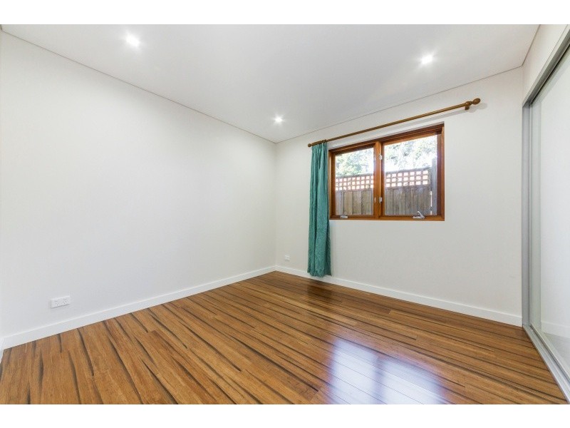 4 Austral Avenue, Westmead NSW 2145