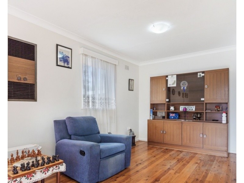 15 Macleay Street, Greystanes NSW 2145