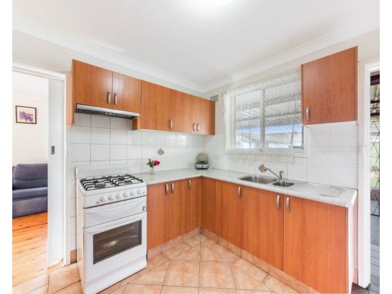 15 Macleay Street, Greystanes NSW 2145