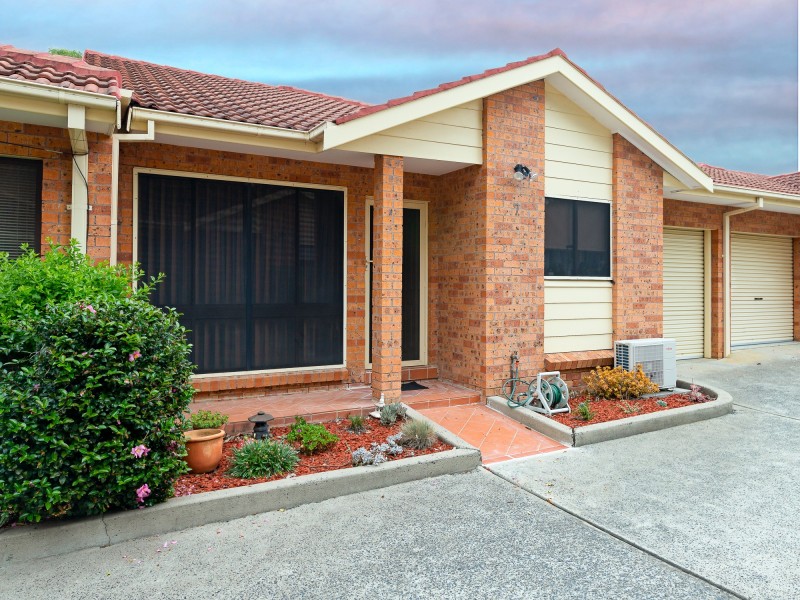 7/39 Woodlawn Drive, Toongabbie NSW 2146