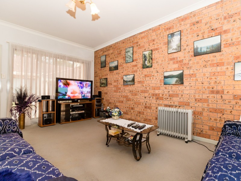 7/39 Woodlawn Drive, Toongabbie NSW 2146