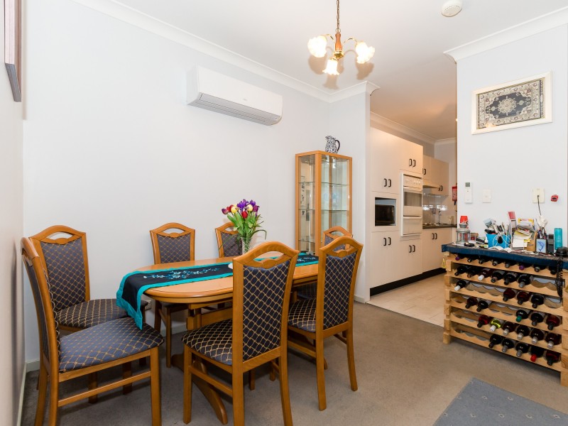 7/39 Woodlawn Drive, Toongabbie NSW 2146