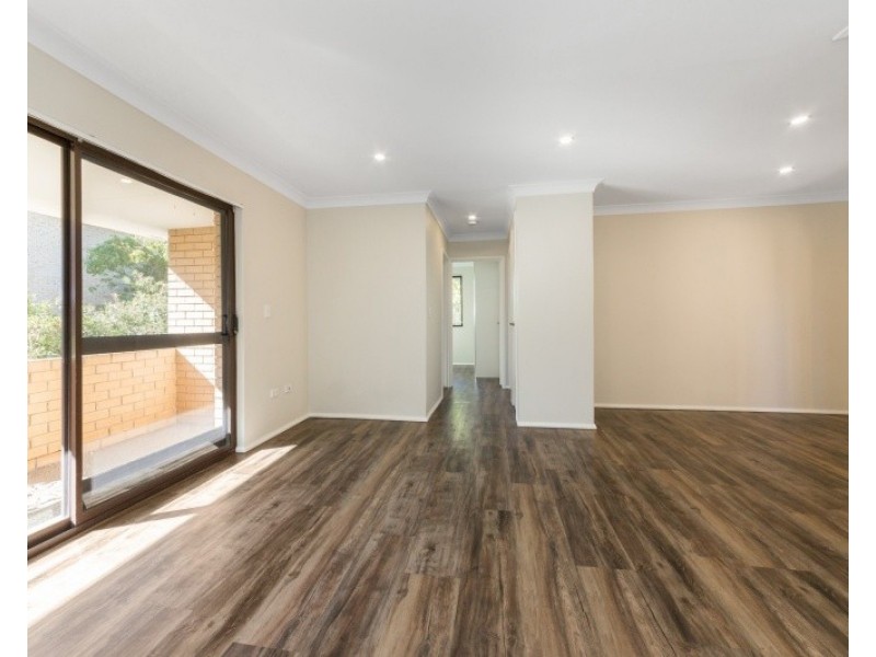 2/26 Central Avenue, Westmead NSW 2145