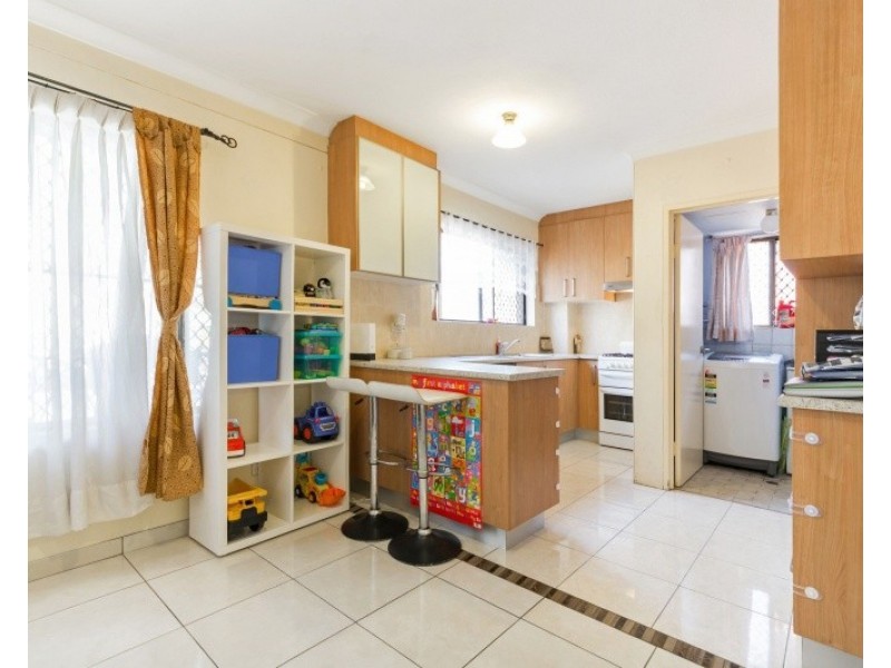 2/79 Lane Street, Wentworthville NSW 2145