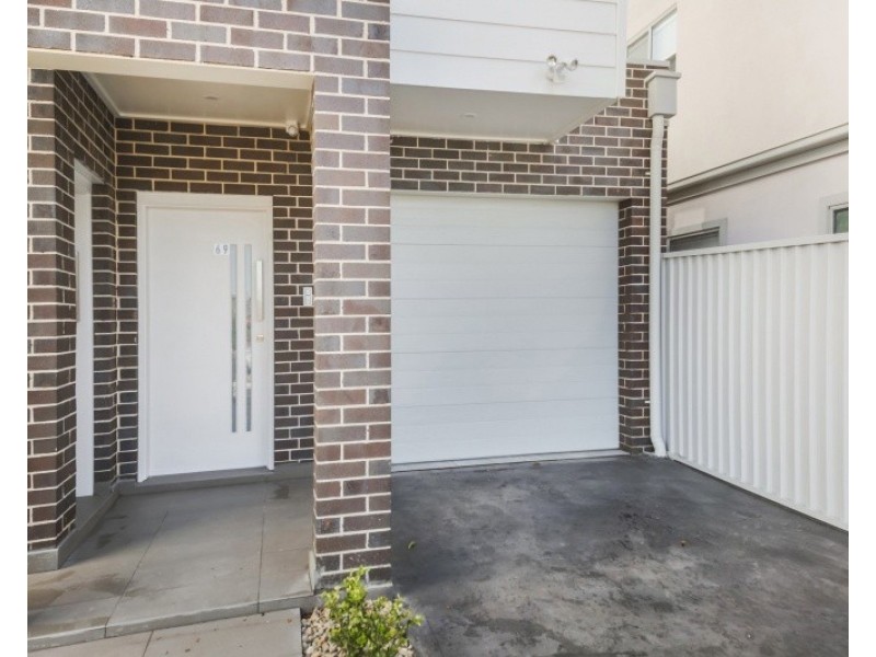 69 Deerubbin Street, Glenmore Park NSW 2745