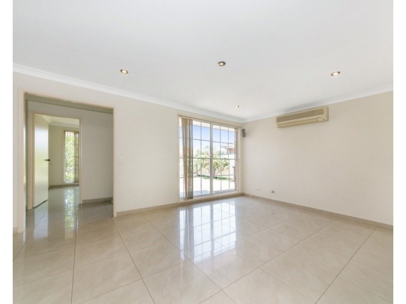 29 Wollaton Grove, Oakhurst NSW 2761