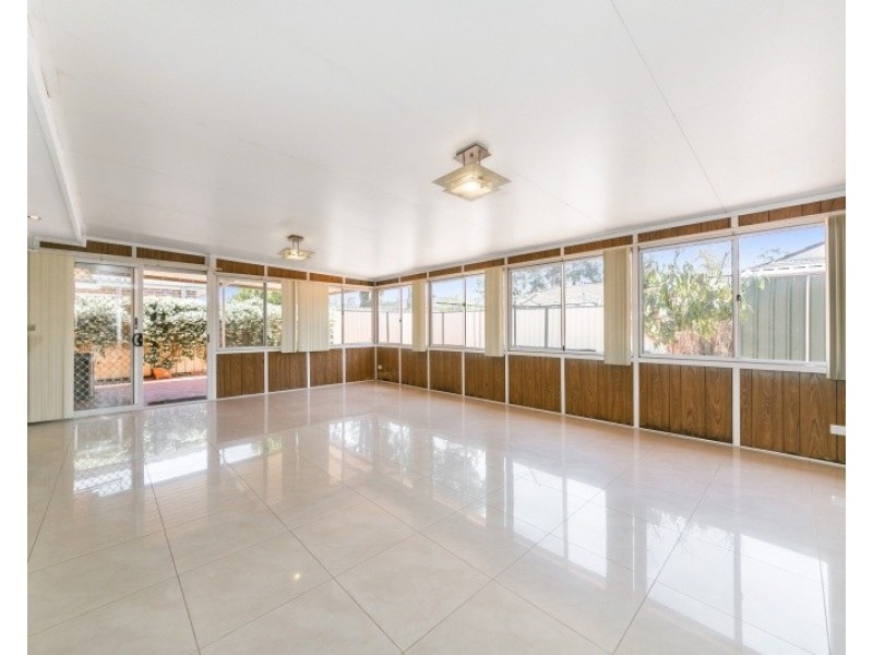 29 Wollaton Grove, Oakhurst NSW 2761
