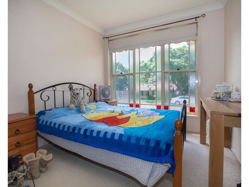 2A Binya St, Pendle Hill NSW 2145