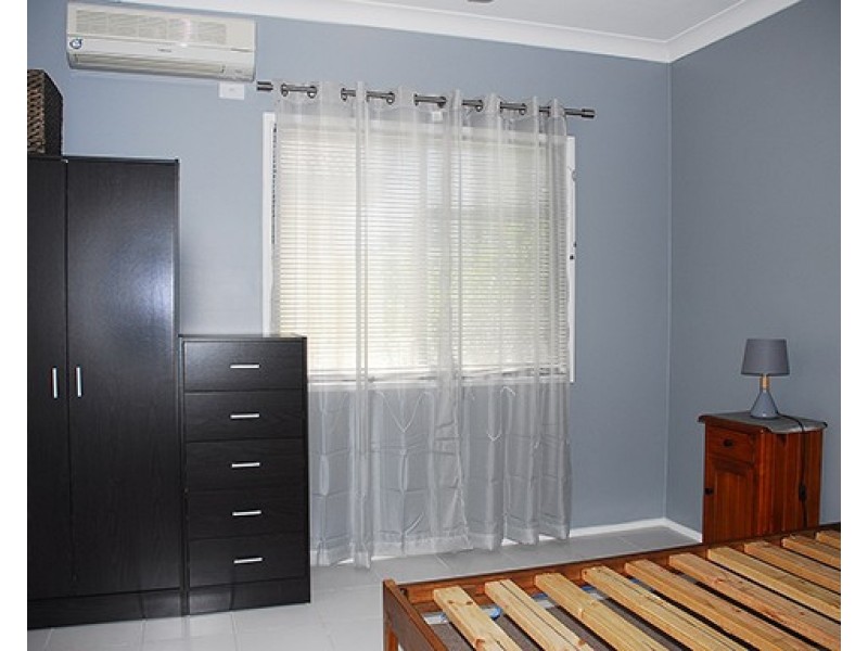 28b Willmot Avenue, Toongabbie NSW 2146