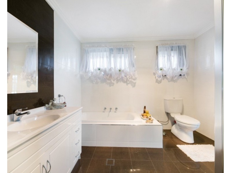 201 Cumberland Road, Greystanes NSW 2145