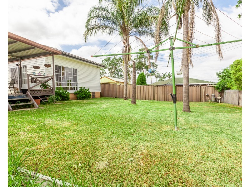 37 The Crescent, Toongabbie NSW 2146