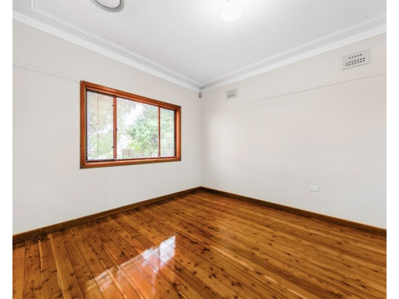 27 Craddock Street, Wentworthville NSW 2145