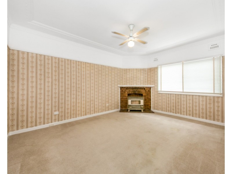 39 Cecil Street, Guildford NSW 2161