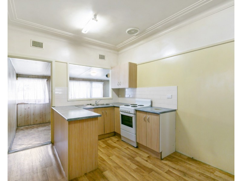 60 Alexandra Avenue, Westmead NSW 2145