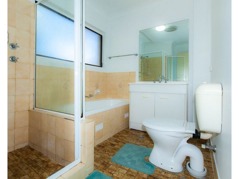 9/211 Hawkesbury Rd, Westmead NSW 2145