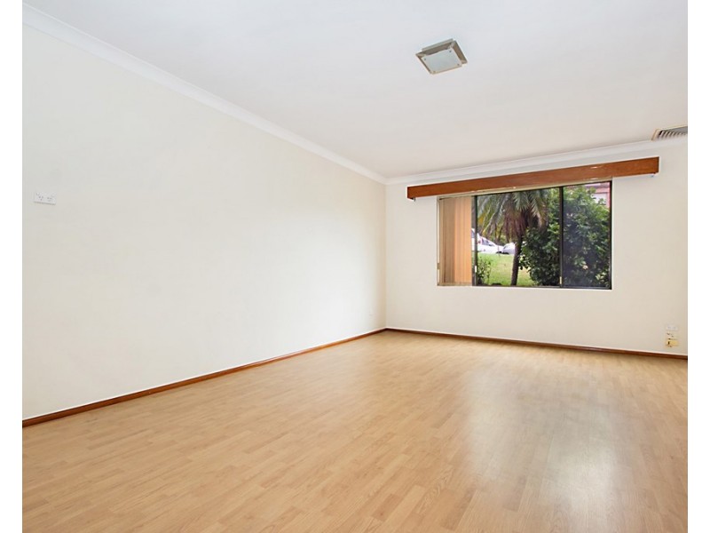 8 Slim Place, Constitution Hill NSW 2145