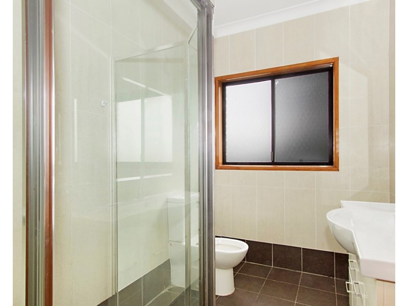 8 Slim Place, Constitution Hill NSW 2145