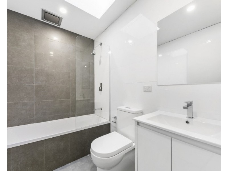 1/51 Stapleton Street, Wentworthville NSW 2145