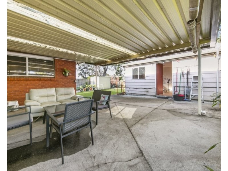 25 Macleay St, Greystanes NSW 2145