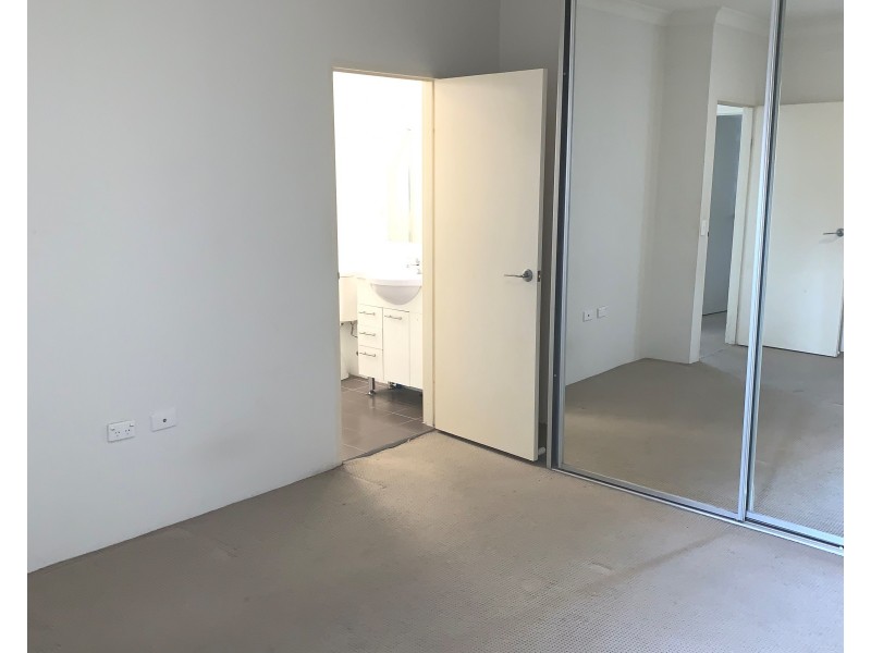 2/40 Earl St, Merrylands NSW 2160