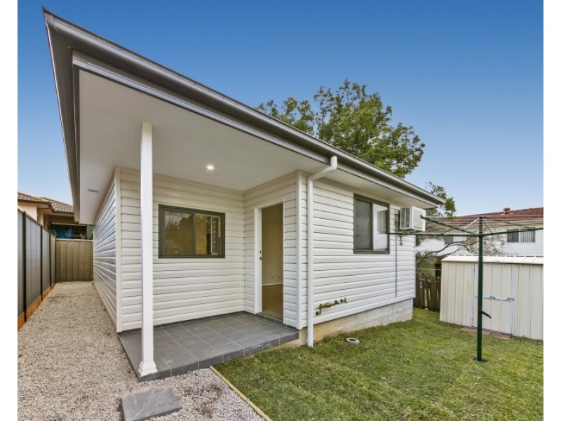 23a Benaud St, Greystanes NSW 2145
