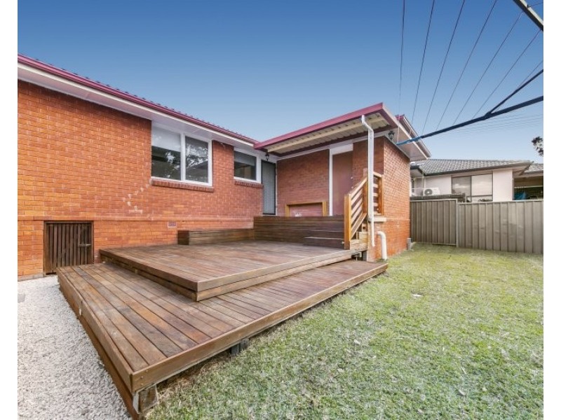 23 Benaud St, Greystanes NSW 2145