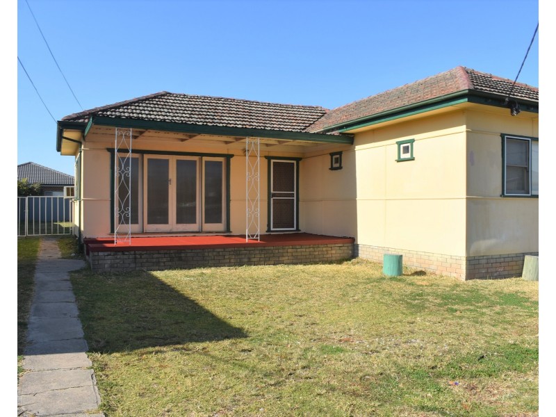 127 Girraween Rd, Girraween NSW 2145