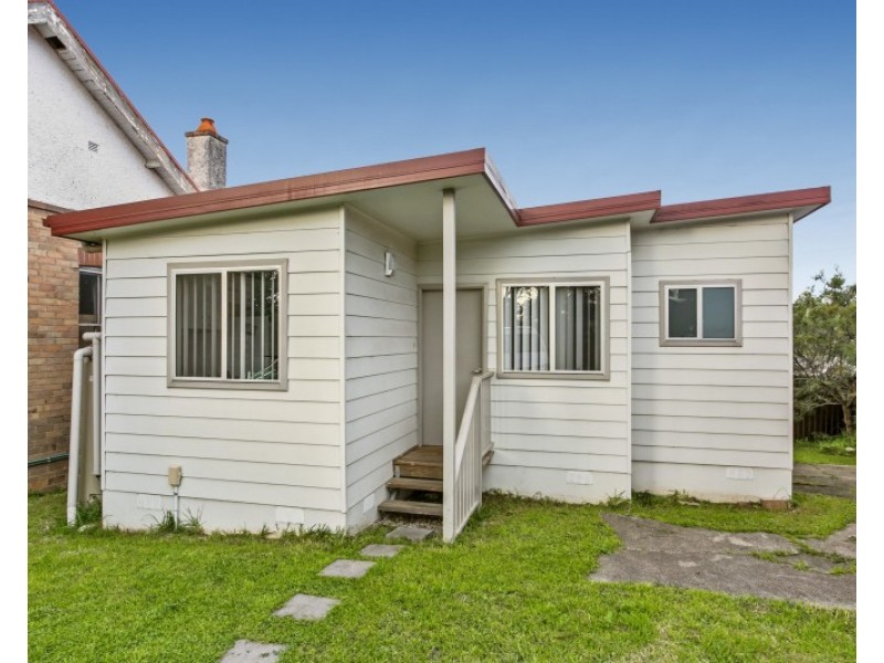 83a Binalong Road, Pendle Hill NSW 2145