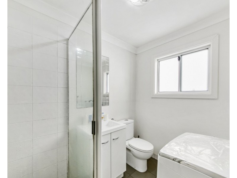 83a Binalong Road, Pendle Hill NSW 2145