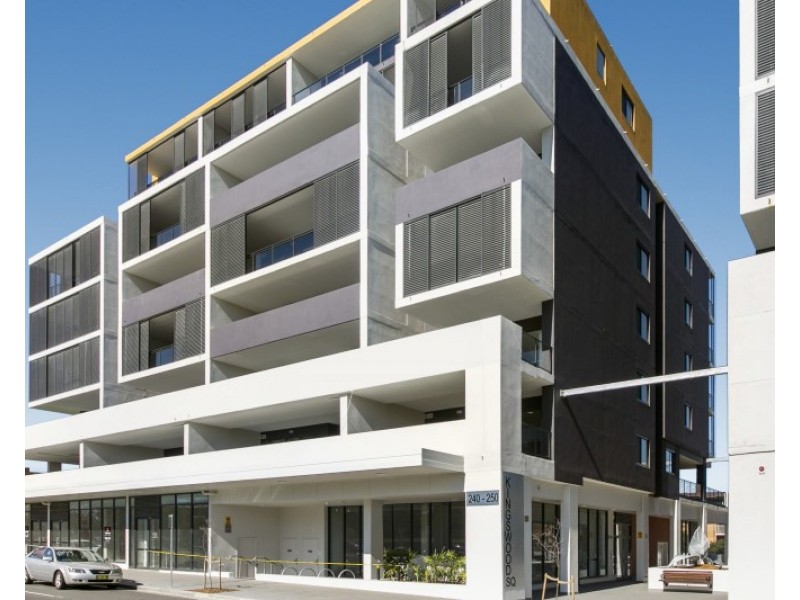 315/240-250 Great Western Highway, Kingswood NSW 2747