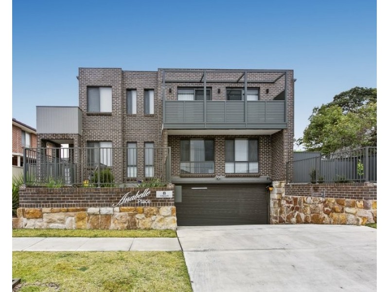 3/8 Carinya Rd, Girraween NSW 2145