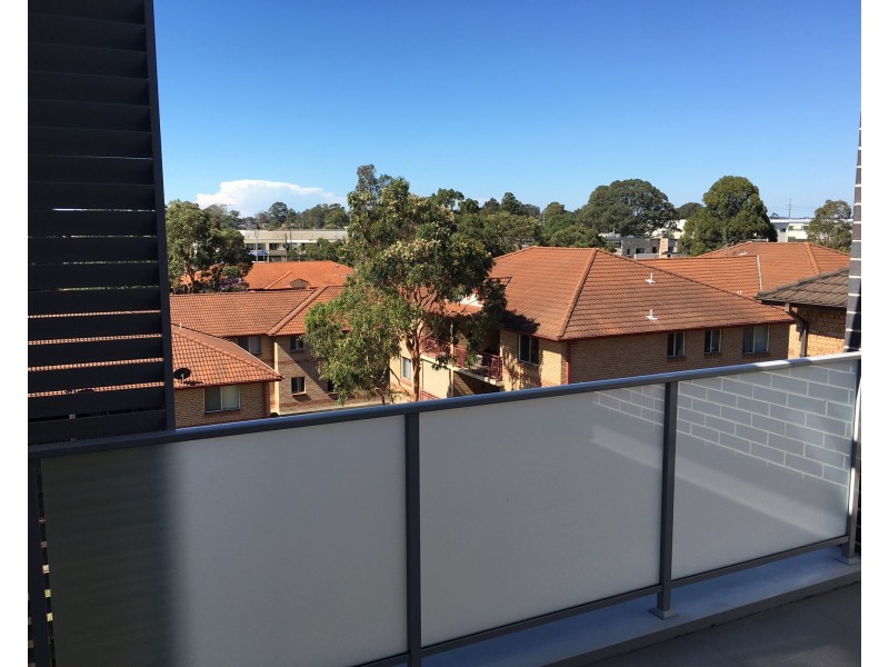 11/271 Dunmore St, Pendle Hill NSW 2145