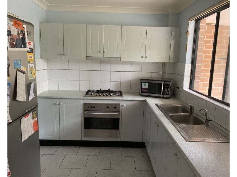 28/62 Fullagar Road, Wentworthville NSW 2145