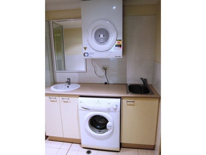 8/76 Newcastle Street, Perth WA 6000