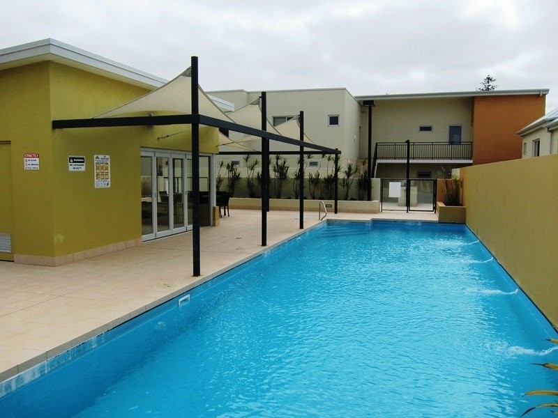 8/76 Newcastle Street, Perth WA 6000