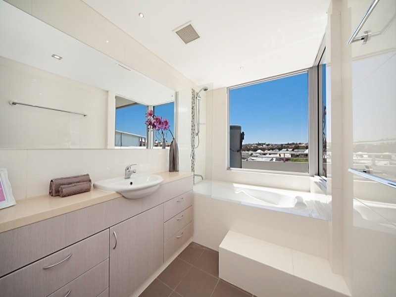 9/10 Kwong Alley, Fremantle WA 6160